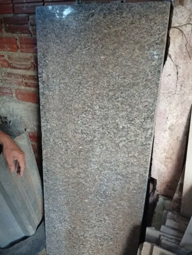 Várias pedras de mármore vários tamanhos