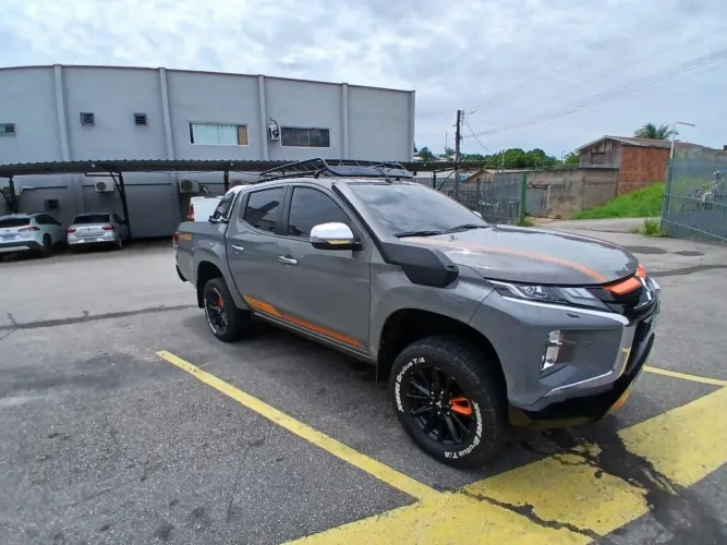 Mitsubishi L200 Triton Sport HPE-S 2.4 CD Dies. AUT 2023