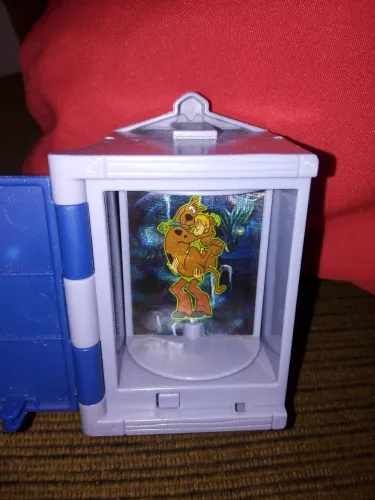 Brinquedo McDonald's Água e Fogo elementos e Pluto Pelúcias e Pica Pau Scooby