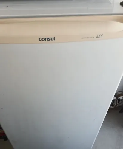 Geladeira consul 240 L