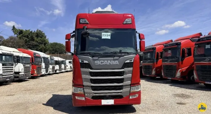 SCANIA PLUS R-450 6X2<br>2023/2024<br>CABINE RH (TETO ALTO