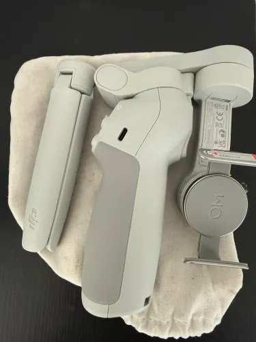 Estabilizador DJI Osmo Mobile SE para Celular + Tripé e Bolsa Original