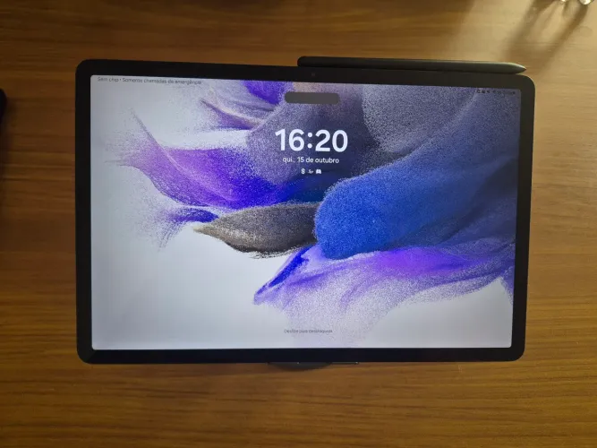 Tablet Samsung S7 Fe tela 12,4 polegadas 128 gigas 5g com case e caneta