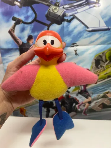 Pelúcia Pintinho Amarelinho