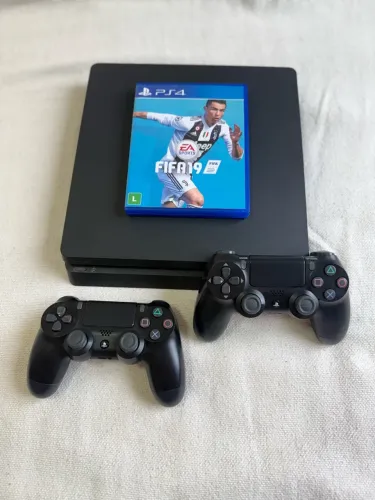 PlayStation 4 - Slim