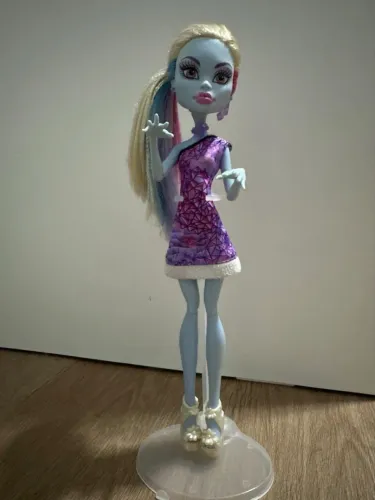 Boneca Monster High Abbey