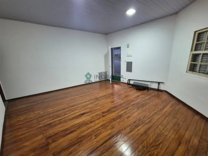 Casa com 95m² para Locação por R$2.893,42, na Vila Romana - São Paulo
