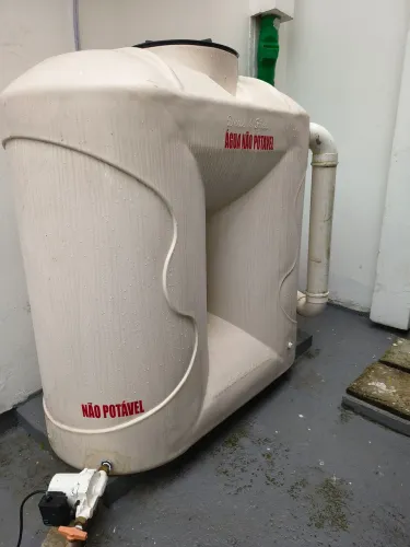 Tanque Cisterna vertical 600 lt