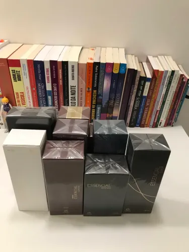 Último lote - 10 Perfumes Natura Essencial