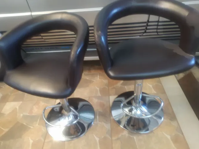 Banquetas giratórias