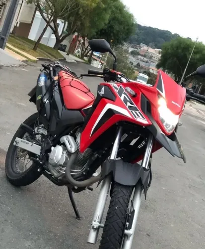 Vendo XRE rally 300 2023