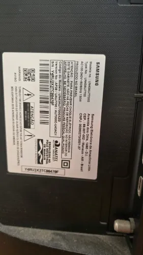 TV Samsung 43" modelo Crystal UHD UN43AU7700G (TELA QUEBRADA)