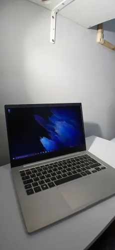 Galaxy Book Go 