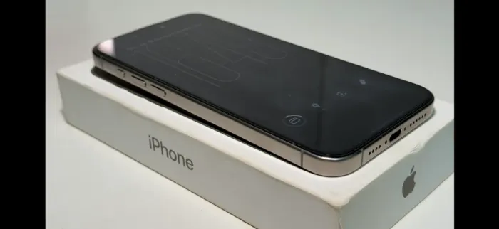 Iphone 15 Pro Max 512GB Cinza Titânio Impecável Bateria 86%