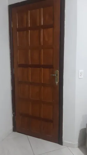 Porta madeira