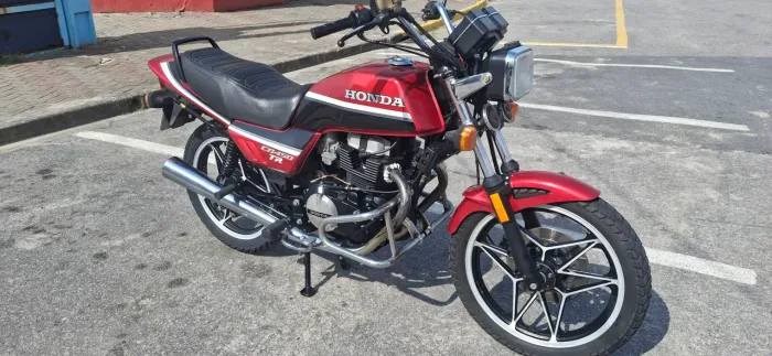 CB 450 TR RELIQUIA 13MIL KM ORIGINAIS. MOTO LINDA. SEM DETALHES. NOVA. QUEM VER, LEVA.