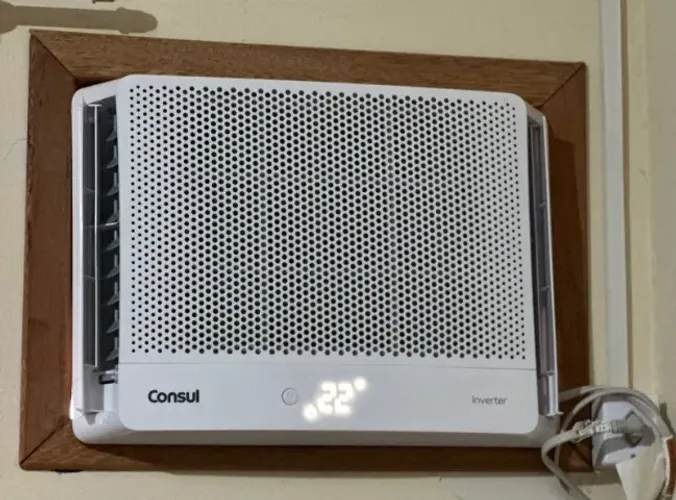 Ar-Condicionado Janela Consul Inverter - Bivolt - 7.000 BTUs - 4 meses de uso na garantia