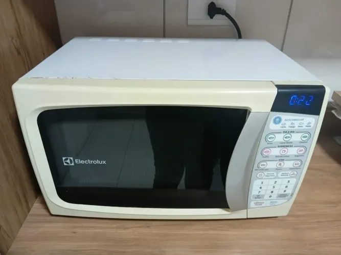 Micro-ondas 20 Litros