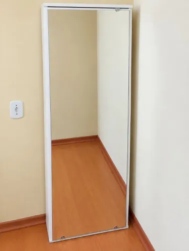 Sapateira Vertical com Espelho de Corpo Inteiro