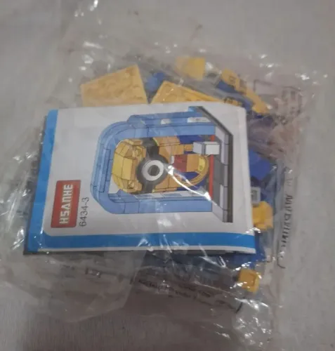Blocos de montar na PROMOÇÃO (MINIONS, JURASSIC PARK. SPACE WARS E NINJAGO) Valor por kit
