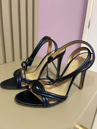 Vendo salto Schutz 36