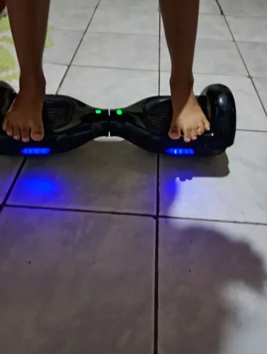 Vende-se um skate elétrico hoverboard