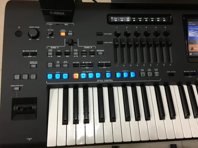 Yamaha Genos 1 teclado arranjador
