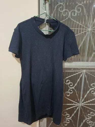 Vestido preto brilhoso renner