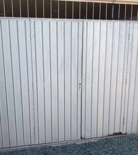 Vendo Porta de Garagem 