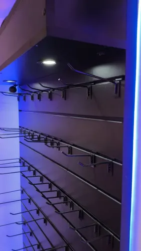 Painel de Mostruário Preto com LED Branco