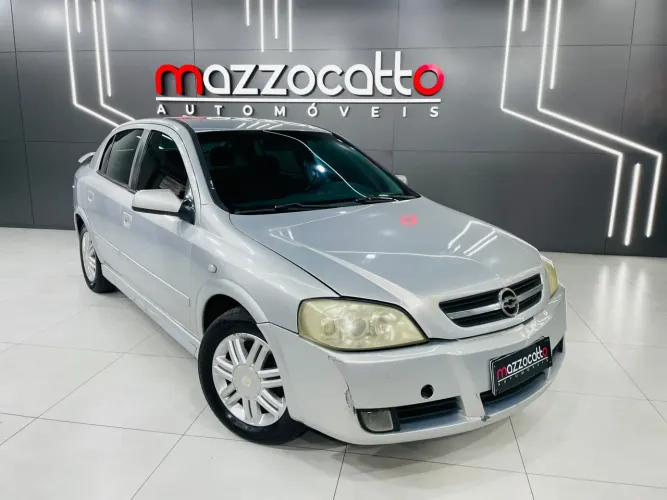Chevrolet Astra 2.0 8V/ CD 2.0 8V Hatchback 5P MEC 2003