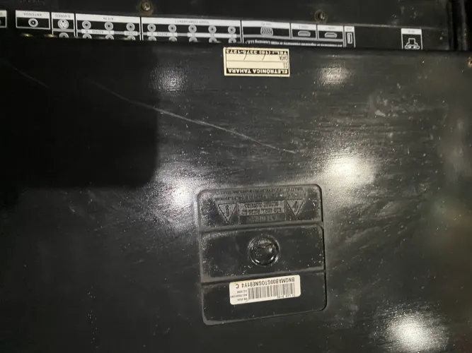 Tv para retirar peças