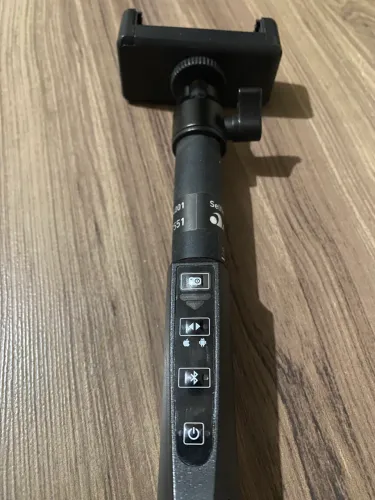 Satechi Bluetooth Smart Selfie Arm