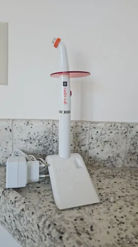 Vende-se fotopolimerizador radii cal SDI