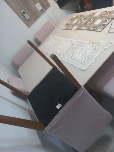 Mesa de jantar 8 lugares