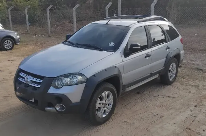 Fiat Palio Weekend Adventure Locker 1.8 Flex 2012