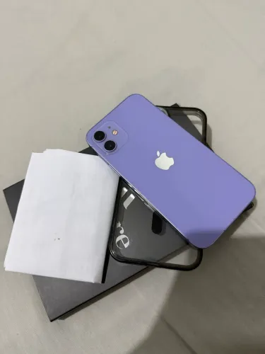 iPhone 12