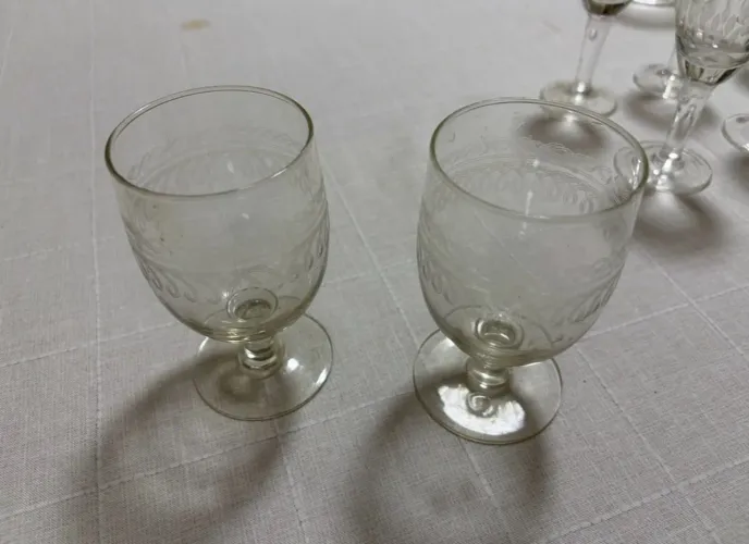 Conjunto de Taças de Cristal Lapidadas (2 unidades)