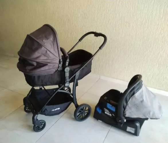Carrinho de Bebê Berço Moisés TIPO CONVERT + bebe conforto com base