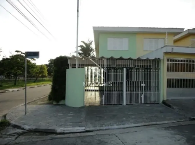 SOBRADO AMPLO DE ESQUINA ? ÓTIMA OPORTUNIDADE COM RENDA