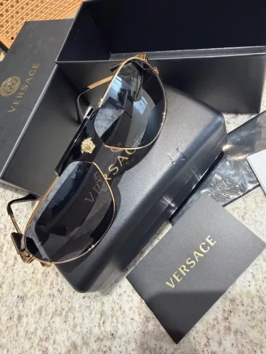 Óculos de Sol Versace Piloto Dourado/Preto - Completo na Caixa Original