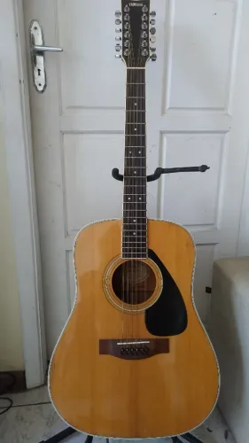 Violao Yamaha 12 cordas