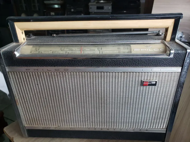 Rádio Antigo Philco Transglobe Pra Concerto 