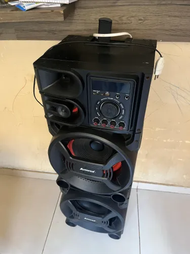 Caixa de som amvox titan