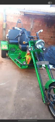 Troco por carro ,
