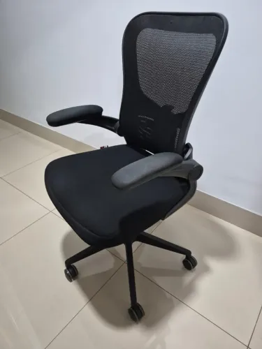 Cadeira Ergonômica de escritório DT3 Vita Preta
