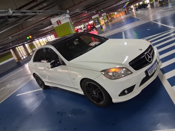 Mercedes-Benz C-200 CGI Sport 1.8 TB 16V 184cv Aut. 2011