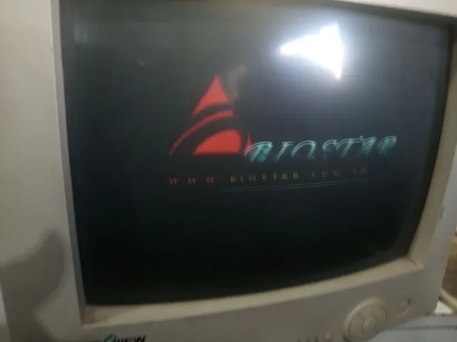 Monitor CRT proview 15 polegadas 