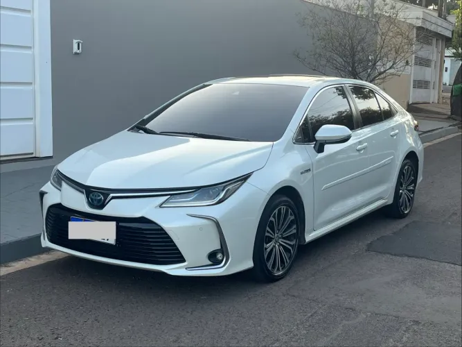 Toyota Corolla Altis Prem. Hybrid 1.8 Flex AUT 2021