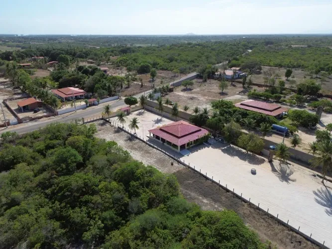 Vende-se 5 lotes 10x24 próximo à praia do Batoque